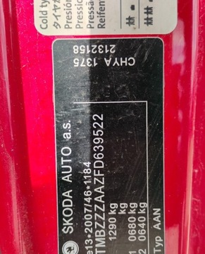 Skoda Citigo Hatchback 5d 1.0 75KM 2015 Skoda Citigo 2015r, Salonowa, 1.0 LPG. Uszkodzony lewy i prawy bok. Jezdzi, zdjęcie 23