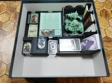 Глубины ужаса, красочная вставка