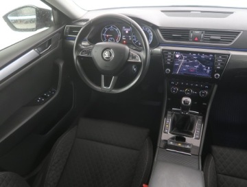 Skoda Superb III Kombi 2.0 TDI 190KM 2016 Skoda Superb 2.0 TDI, Salon Polska, 187 KM, Navi, zdjęcie 6