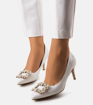 Белые туфли на шпильке модные украшения L-10 38