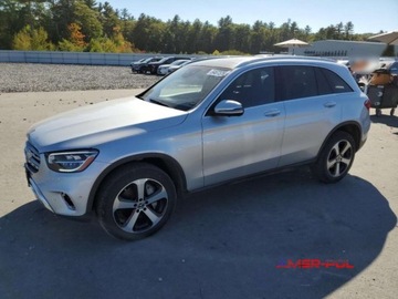 Mercedes GLC C253 2020 Mercedes-Benz GLC 2020 r., 2,0L 300 4MATIC 2.0 Benzyna 255KM, zdjęcie 1