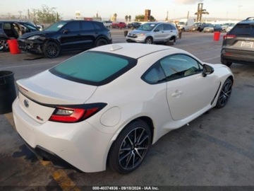 Toyota 2023 Toyota GR86 2023r, GR86, 2.4L 2.4 Benzyna 228KM, zdjęcie 6