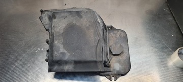 AUDI A4 B7 2.0 TFSI BWA KIEROWNICA POWIETRZA LEWA