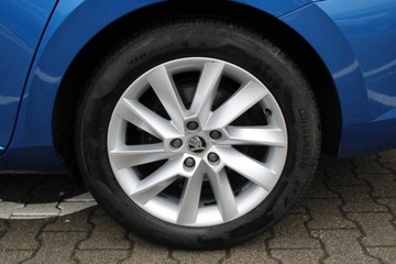 Skoda Superb III Kombi Facelifting 2.0 TDI SCR 200KM 2021 Skoda Superb STYLE, zdjęcie 8