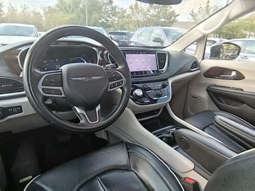 Chrysler Pacifica II 3.6 V6 Hybrid 264KM 2022 pacifica Limited Plug-In Hybrid, Automat, Niski przebieg ,2 X klucz, zdjęcie 13