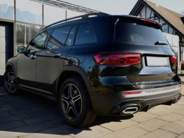 Mercedes GLB SUV 2.0 200d 150KM 2025 MERCEDES-BENZ GLB 200 d 4-Matic AMG Line 2.0 (150KM) 2025, zdjęcie 3