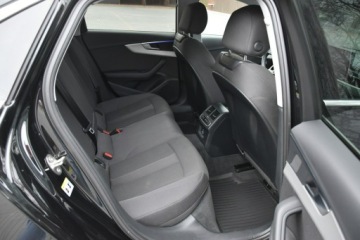 Audi A4 B9 Limousine Facelifting 2.0 35 TFSI 150KM 2022 Audi A4 Limousine 35TFSi 150KM 2022r. SALON, zdjęcie 13