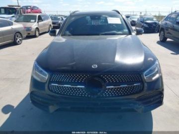 Mercedes GLC C254/X254 2022 Mercedes-Benz GLC 300 2022 2.0 Benzyna 255KM, zdjęcie 7