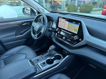 Toyota Highlander III 2.5 248KM 2022 Toyota Highlander 2.5 Executive Toyota Highlander, zdjęcie 25