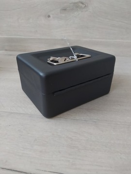 H&S Запираемый металлический ящик, 15 см