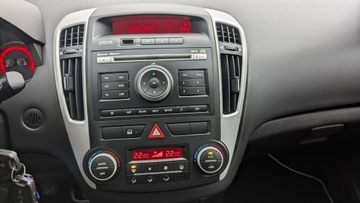 Kia Ceed I Hatchback 5d Facelifting 1.6 CRDi WGT 90KM 2010 Kia Cee'd 1.6D OPŁACONY Bezwypadkowy Klimatronik, zdjęcie 21