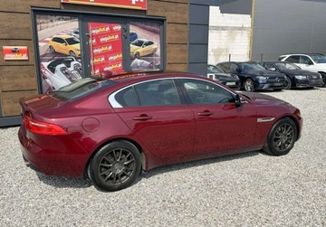 Jaguar XE Sedan 2.0 i4 240KM 2017 Jaguar XE XE 2.0 T BENZ 241 KM 2017r 146.000 km Warszawa VAT23 2.0, zdjęcie 9