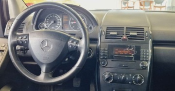 Mercedes Klasa A W169 Coupe 1.5 150 95KM 2004 Mercedes-Benz Klasa A A150 Klimatyzacja Podgrzewane fotele 1.5 Benzyna 95KM, zdjęcie 20