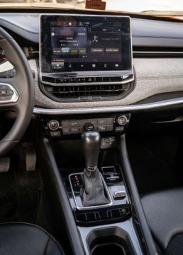 Jeep Compass II 2023 Jeep Compass Jeep Compass II 2.0 4X4 Latitude 200KM 2.0 Benzyna 200KM, zdjęcie 12