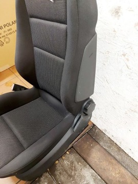 OPEL ASTRA 3 III H SEDADLO LEVÝ PŘEDNÍ SPONKA NÁBOJ