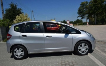 Honda Jazz III 1.2 i-VTEC 90KM 2015 Honda Jazz 1.2B 2015r Klima 109 TYS KM Sprowadzony Oplacony 1.2 Benzyna, zdjęcie 28
