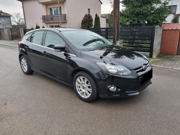 Ford Focus III Hatchback 5d 1.6 Duratec 105KM 2012 Ford Focus 1.6 benzyna 105km / Titanium / Alu /, zdjęcie 2