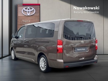 Toyota Proace II Furgon Medium 2.0 D-4D 177KM 2024 Toyota PROACE VERSO 2.0 D4-D Long Business 2.0 D4-, zdjęcie 1