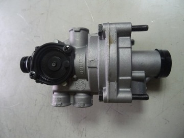 КОРРЕКТОР ТОРМОЗНЫХ СИЛОВ MERCEDES T2 A0014313312