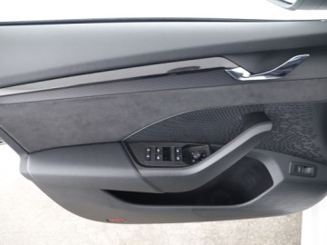 Skoda Octavia IV Kombi 2.0 TDI SCR 200KM 2023 Skoda Octavia Combi 2.0TDI 200KM ACC Hak Matrix Sm, zdjęcie 26