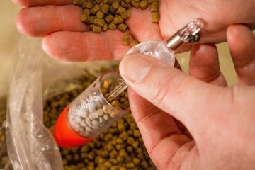 Bison Sodafloat Pellet Waggler Красный