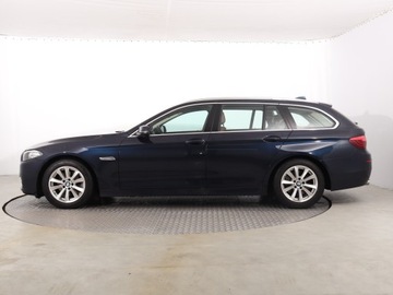 BMW Seria 5 F10-F11 Limuzyna 520d 184KM 2014 BMW 5 520d, 181 KM, Automat, Navi, Xenon, zdjęcie 2