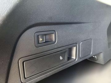 Volkswagen Tiguan Allspace SUV Facelifting 2.0 TDI SCR 200KM 2022 Volkswagen Tiguan Allspace TDI 4Motion 200KM Elegance LED Matrix Panoram, zdjęcie 31