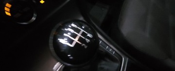 Volkswagen Golf VII Hatchback 3d 1.6 TDI-CR DPF 105KM 2013 Volkswagen Golf Golf 7 4x4 tylko 176 tys.przebiegu 1.6 Diesel 105KM, zdjęcie 32