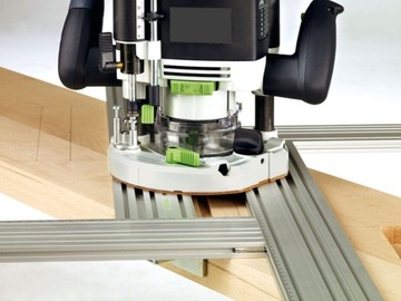 Универсальный регулируемый фрезерный шаблон 500x500 мм.