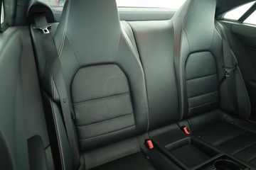 Mercedes Klasa E W212 Coupe 200 CGI BlueEFFICIENCY 184KM 2012 Mercedes E E 200, Salon Polska, Automat, Skóra, zdjęcie 6