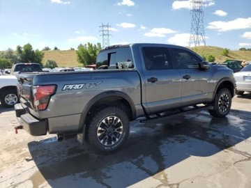 Nissan Titan 2021 Nissan Titan 2021, 5.6L, 4x4, SV, po gradobiciu, zdjęcie 4