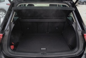 Volkswagen Tiguan II SUV Facelifting 1.5 TSI 150KM 2021 Volkswagen Tiguan 1.5 TSI EVO Elegance DSG, 150KM,, zdjęcie 23