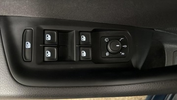 Volkswagen Passat B8 Variant Facelifting 2.0 TDI SCR 150KM 2022 Volkswagen Passat 2.0 TDI EVO Business DSG Kombi, zdjęcie 16