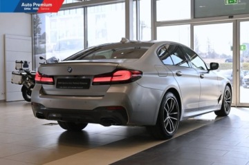 BMW Seria 5 G30-G31 Limuzyna 520d 190KM 2020 BMW Seria 5 520d xDriveFV23Adaptacyjny Reflektor LEDFotel Sportowy 2.0, zdjęcie 19