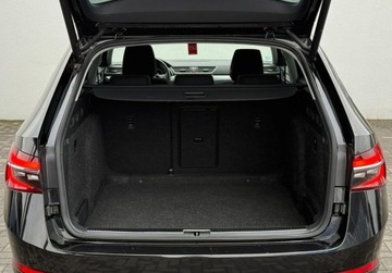 Skoda Superb III Kombi Facelifting 1.5 TSI 150KM 2022 Skoda Superb Matrix-LED Front Assist El. klapa KESSY Salon PL FVAT23, zdjęcie 11