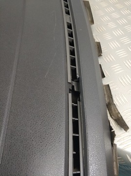 DESKA KOKPIT KONZOLA VW TRANSPORTER CARAVELLA T5