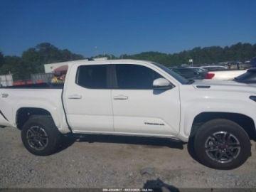 Toyota Tacoma II 2024 Toyota Tacoma 2024 TOYOTA TACOMA HYBRID TRD SPORT 2.4 Hybryda 278KM, zdjęcie 4