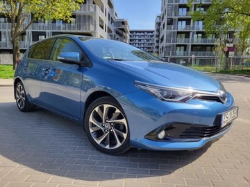 Toyota Auris II 2015 TOYOTA AURIS 100% Bezwypadkowy, Salon Polska, Automat, 1.8 HSD 136KM