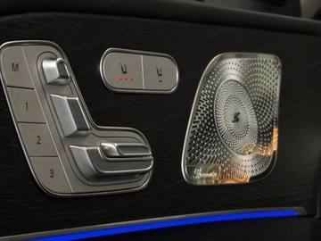 Mercedes GLE V167 SUV Facelifting 2.0 300d 269KM 2025 MERCEDES-BENZ GLE 300 d 4-Matic AMG Line 2.0 (269KM) 2025, zdjęcie 12
