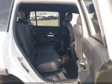 Mercedes GLB 2021 Mercedes-Benz GLB 250 2021 2.0 Benzyna 221KM, zdjęcie 12