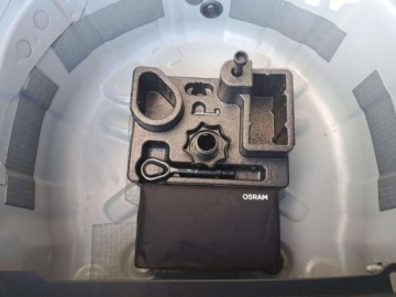 Volkswagen Polo VI Hatchback 5d Facelifting 1.0 TSI 95KM 2022 Volkswagen Polo Benzyna 95KM, zdjęcie 27