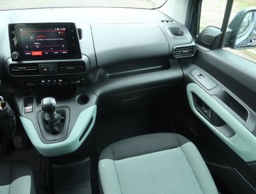 Citroen Berlingo III Osobowy M 1.5 BlueHDi 102KM 2021 Citroen Berlingo 1.5 BlueHDi, Salon Polska, zdjęcie 7