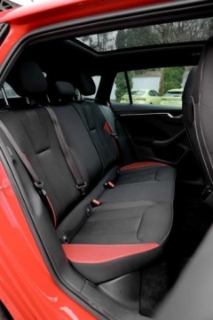 Skoda Scala Hatchback 1.0 TSI 110KM 2023 Skoda Scala Monte Carlo, 1.0 TSI 110KM, salon pl, fv marza Benzyna 110KM, zdjęcie 10