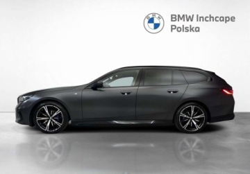 BMW Seria 5 G90-91 Touring 2.0 520d 197KM 2024 BMW Seria 5 520d xDrive, PAKIET SPORTOWY M PRO, Gwarancja, Individual 2.0, zdjęcie 1