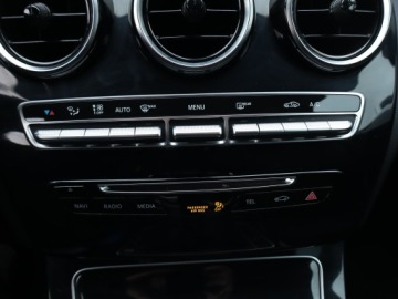Mercedes Klasa C W205 2016 Mercedes C C 180 d, Navi, Klima, Klimatronic, zdjęcie 12