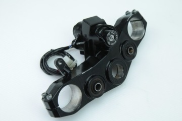 ВЕРХНЯЯ ПОЛКА KAWASAKI Z 1000 03-06
