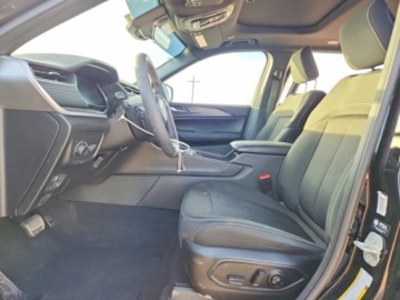 Jeep Grand Cherokee V 2025 Jeep Grand Cherokee Laredo 2025 3.6 Benzyna 293KM, zdjęcie 7