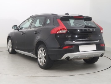 Volvo V40 II Cross Country Facelifting 2.0 T4 190KM 2017 Volvo V40 Cross Country 2.0 T4, Salon Polska, zdjęcie 3