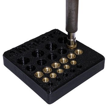 ВСТАВКА РЕЗЬБОВАЯ ЛАТУННАЯ НИЗКАЯ М4 - 10 шт.