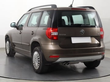 Skoda Yeti Outdoor 2.0 TDI 150KM 2015 Skoda Yeti 2.0 TDI, Salon Polska, 4X4, DSG, Navi, zdjęcie 3